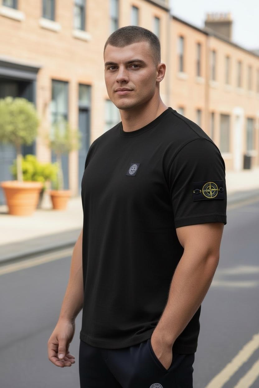 Stone Island-ის შავი მაისური