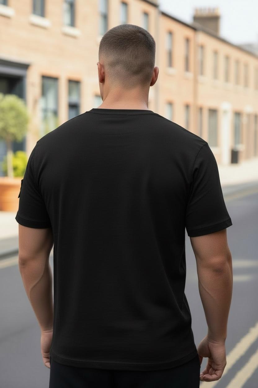 Stone Island-ის შავი მაისური