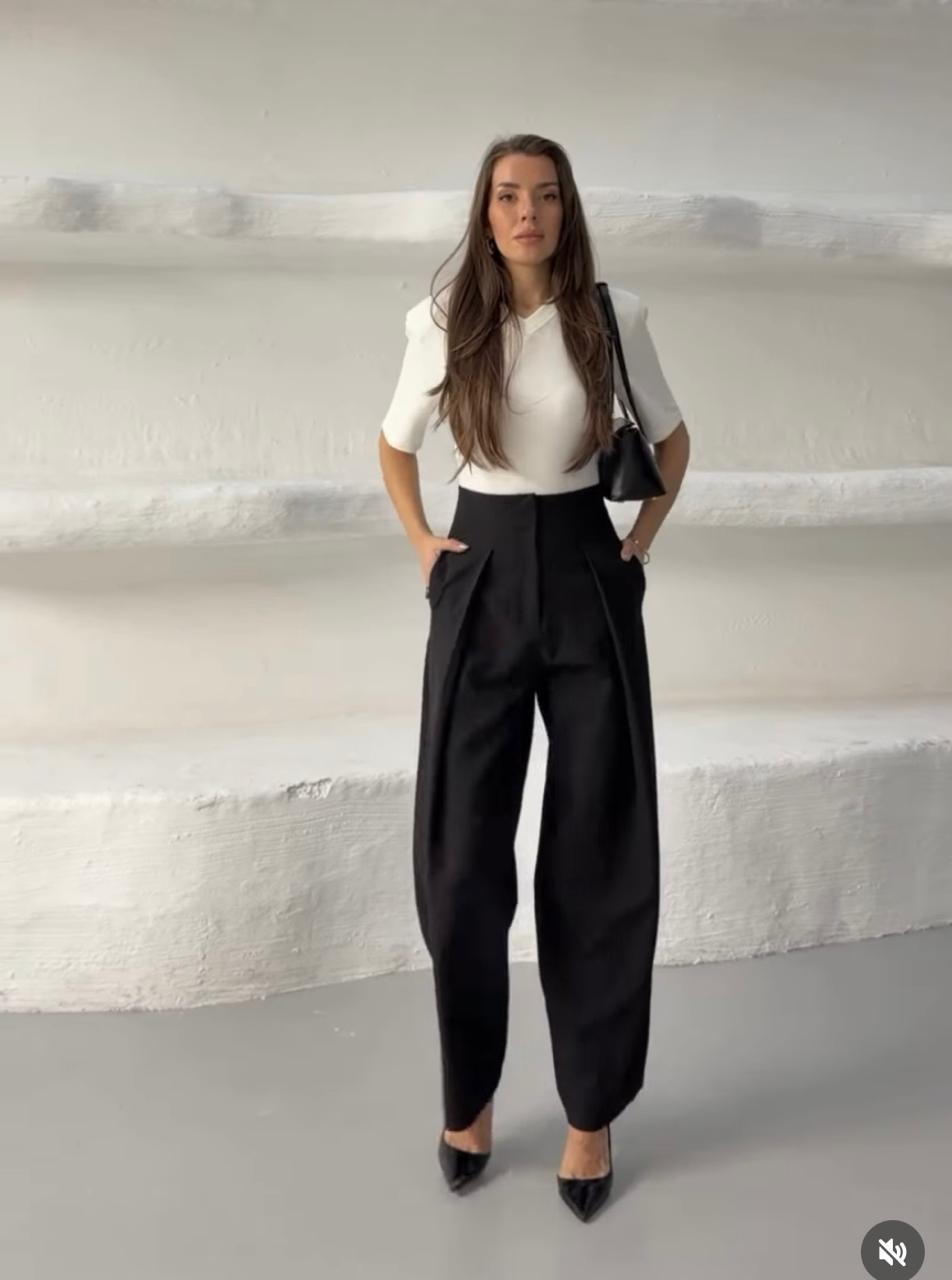 Black trousers