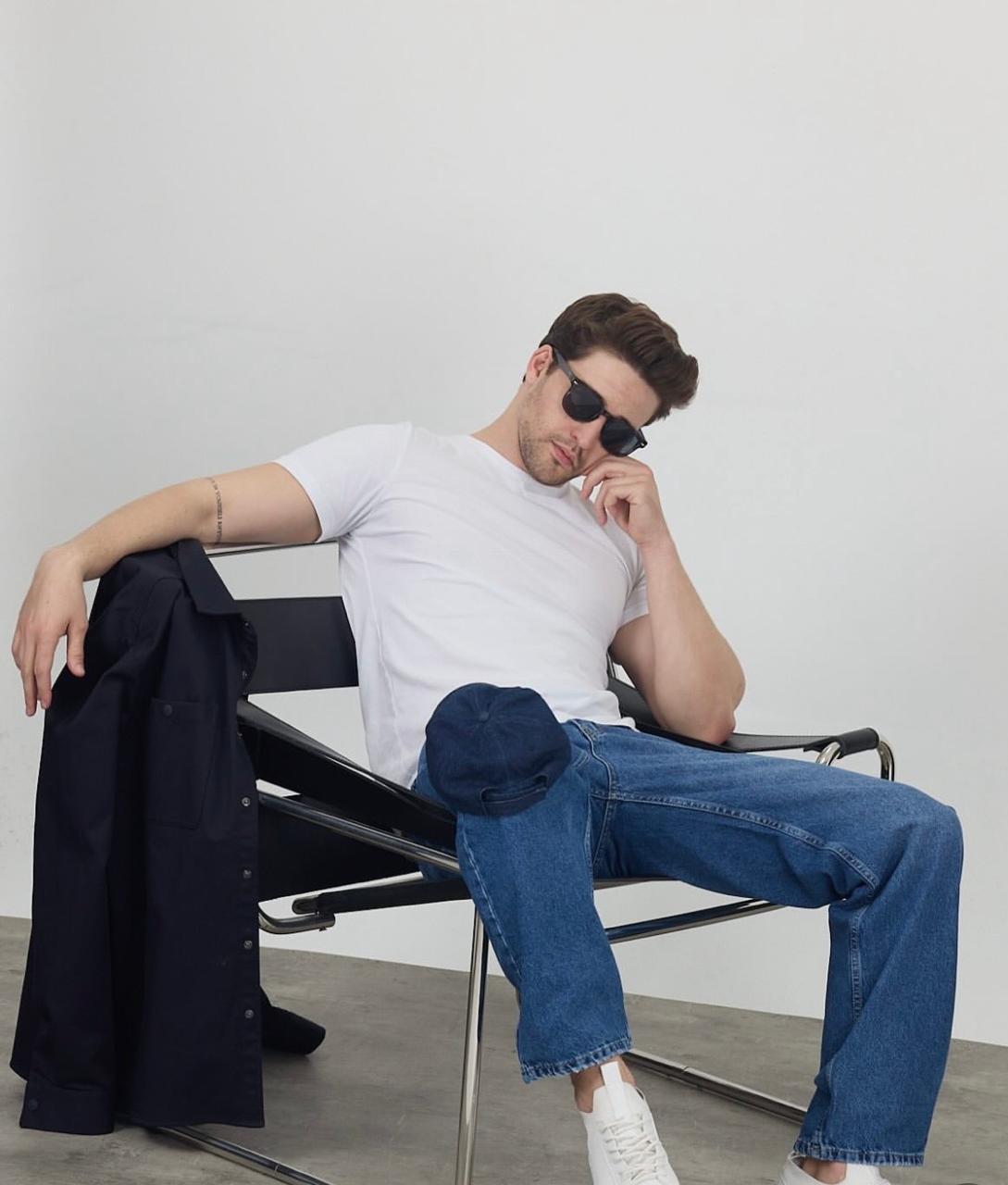 Men's denim trousers