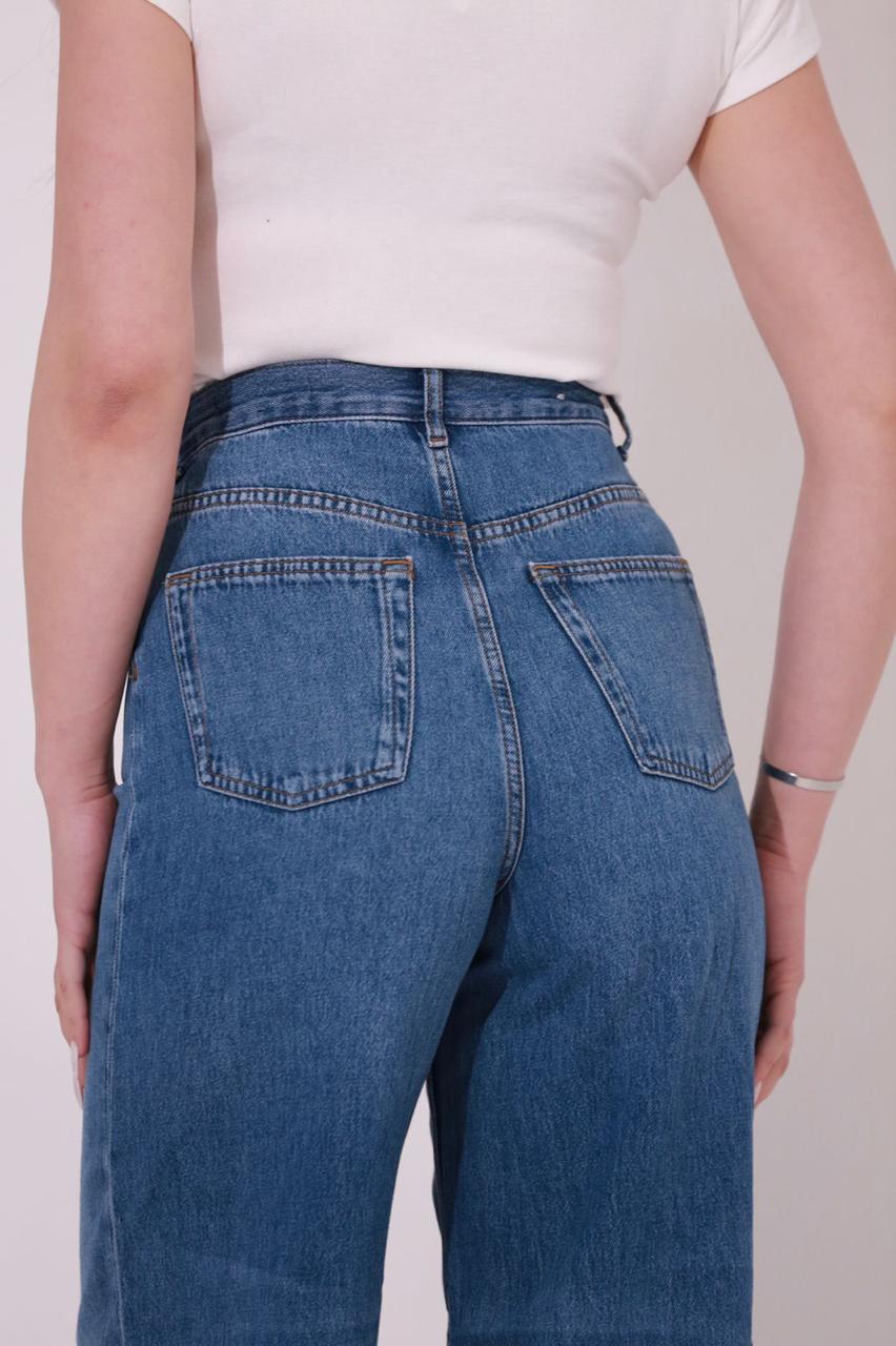 Zara-ს ჯინსის შარვალი