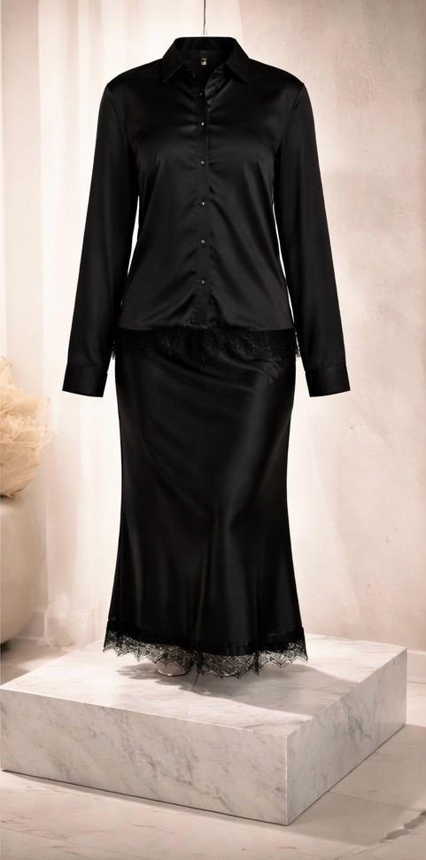 Black atlas two-piece set