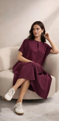 OOS-ის oversize ბორდოსფერი კაბა